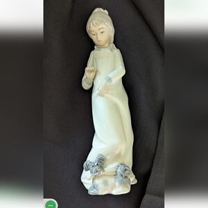 Lladro NAO "My Playful Puppy" #595 Mint Condition